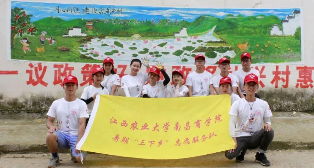 骆明谈国足:换帅面临人选经费时间仨问题,已归化的球员别再浪费