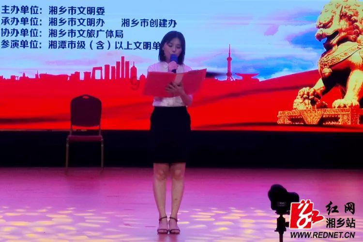 中国一汽suv奔腾x80表盘上为什么会出现s vs服务站？游戏画面