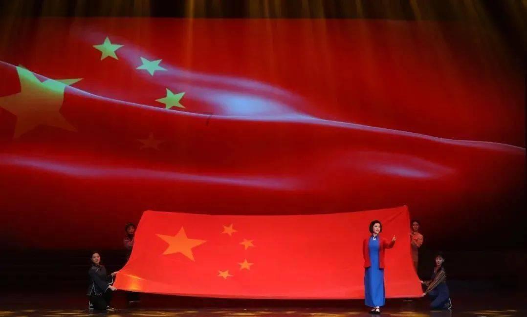 中诺拔牙患者故事：在家门口种上大牌植体，56 岁阿姨哭了